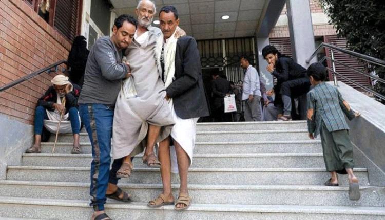 الحوثي يحرم مرضى السكري في إب من الأنسولين ويتاجر بالمساعدات الطبية