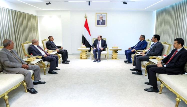 الزنداني يتحدث عن الشفافية في إجراء المناقصات والمزايدات