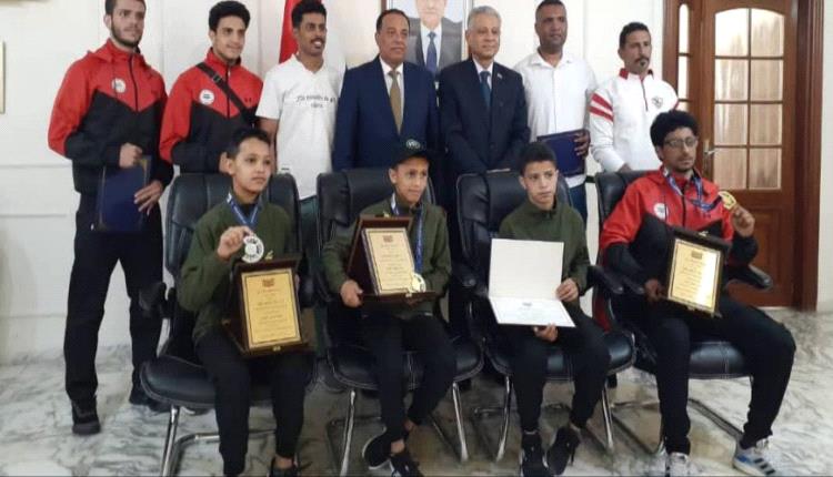 سفير اليمن في الأردن يكرم أبطال الجودو بعد إنجاز عربي مشرف.. وذهبية يونس حسين تتصدر المشهد