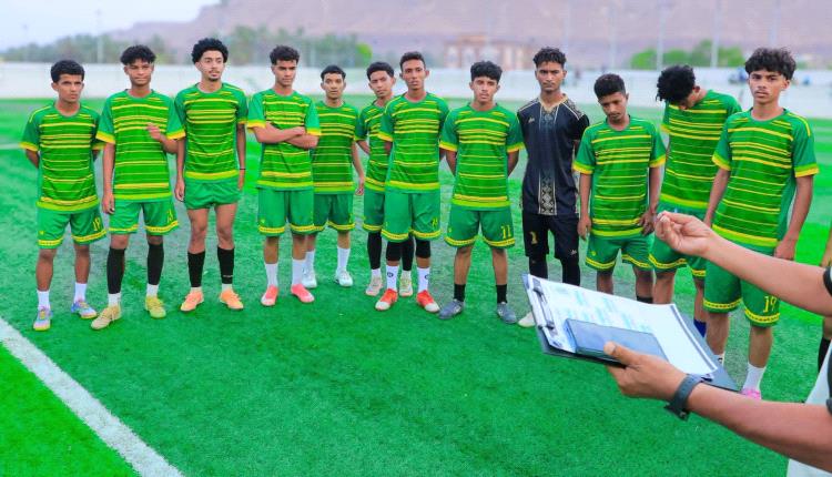 مدرب منتخب الناشئين يستكمل اختبارات المواهب في وادي حضرموت