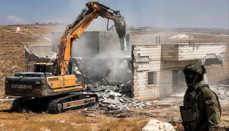 خلال 40 دقيقة.. إسرائيل تخطر بهدم 3 بنايات جنوبي جنين