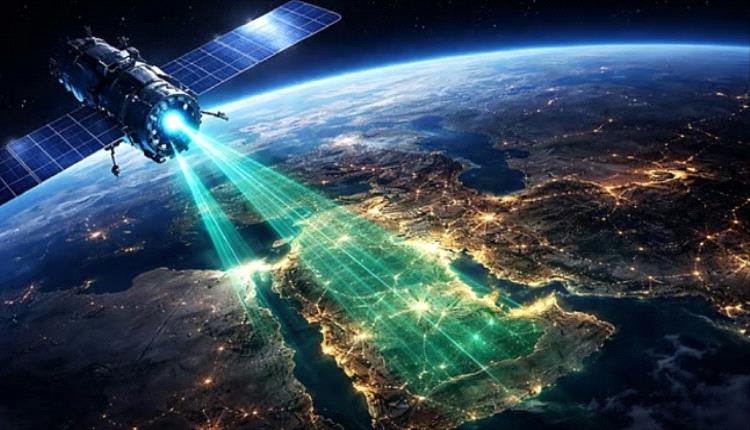 مجلة دولية: إيران تزود الحوثيين بصور أقمار صناعية لاستهداف السفن