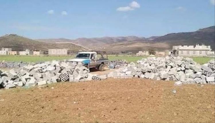 الحوثي يُلغي وثائق الجمهورية ويُصدر 100 أمر قبض لنهب أراضي المواطنين في صنعاء