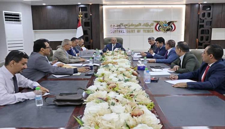 لجنة تنظيم وتمويل الاستيراد تناقش تسهيل إدخال السلع والمعدات 