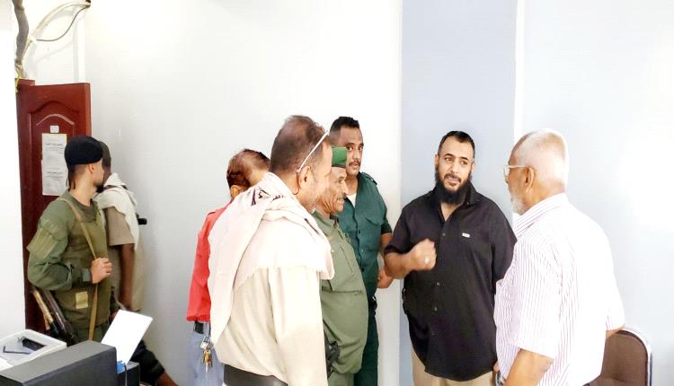 مدير عام التواهي يتفقد عددًا من المرافق والدوائر الحكومية ويؤكد الارتقاء بالأداء وتطوير الخدمات للمواطنين