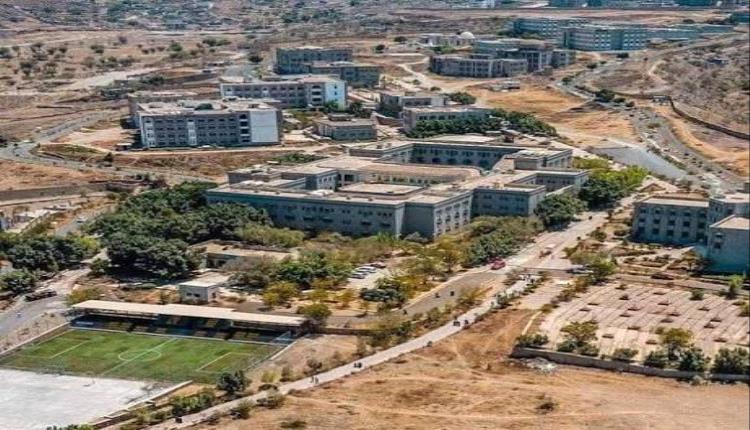 جامعة تعز تتمرد على قرار المجلس وتمنح "دكتوراه تنفيذية" لمسؤول صحي