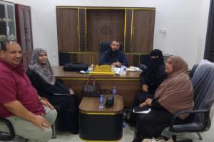 مدير عام التواهي يلتقي ممثلي منظمات المجتمع المدني ويؤكد تعزيز الشراكة مع السلطة المحلية لخدمة المجتمع