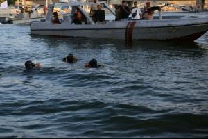 قبيل انطلاق مهرجان البلدة.. إنقاذ شاب تعرض للغرق في سواحل المكلا