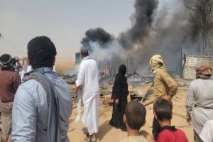 حريق يلتهم مساكن النازحين في مأرب