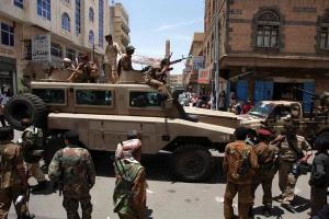 انشقاق قيادي بارز يُشعل صنعاء.. الحوثيون يُحاصرون منزل 