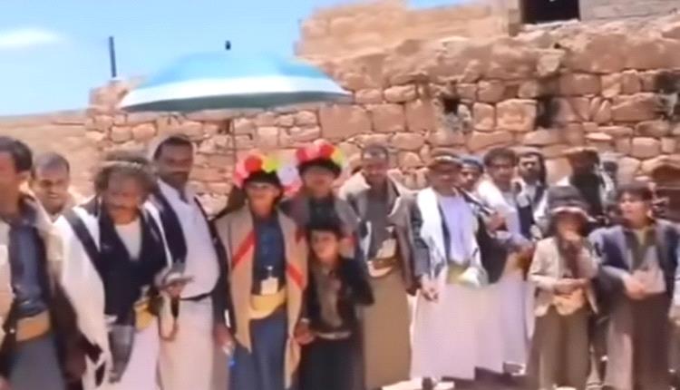 رفضوا ترديد الصرخة.. حملة حوثية تقتحم قرية في ذمار وتختطف عدداً من سكانها