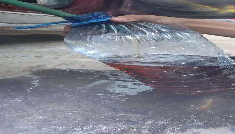 الحوثي يضخ 18 مليون لتر بنزين مغشوش إلى الأسواق وشلل واسع للمركبات في صنعاء وباقي المحافظات 