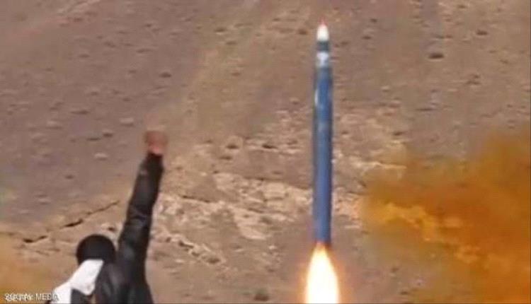 انفجار غامض شمال صنعاء بالتزامن مع هجوم على إسرائيل.. الحوثي يطلق صاروخ باليستي