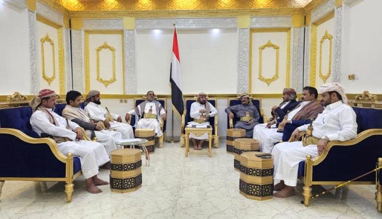 زلزال سياسي يهز مأرب.. أكبر الأحزاب السياسية ترفض دور الكومبارس وتفضح شراكة الإخوان الوهمية 