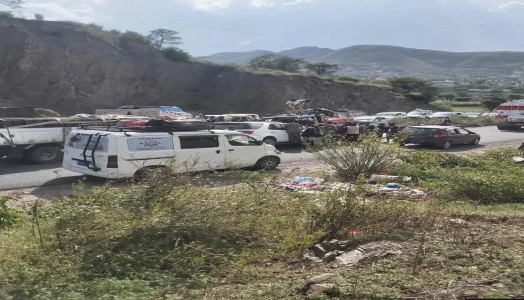 قتيل وخمسة جرحى في حادثين مروعين خلال ساعات في إب