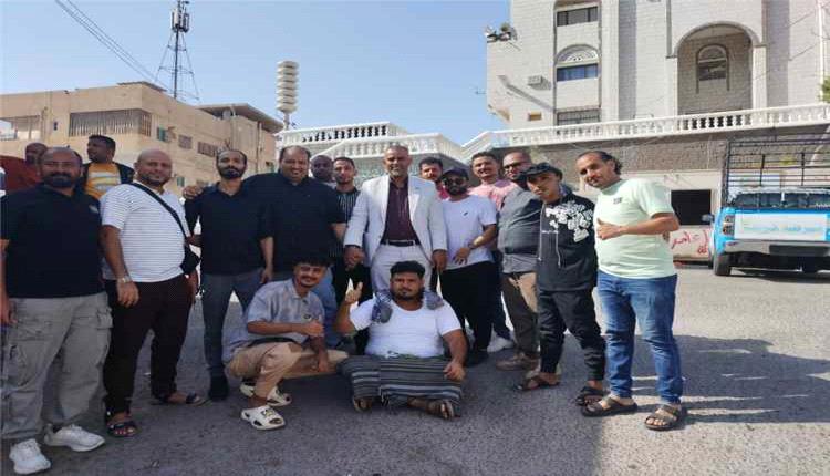 عدن.. الإفراج عن الناشط الأبي بعد احتجاز استمر ساعتين في شرطة كريتر 