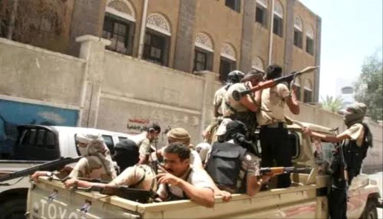 بالاسماء.. تورط قيادات إخوانية في رعاية شبكات تهريب الحشيش والشبو والأدوية الفاسدة إلى تعز