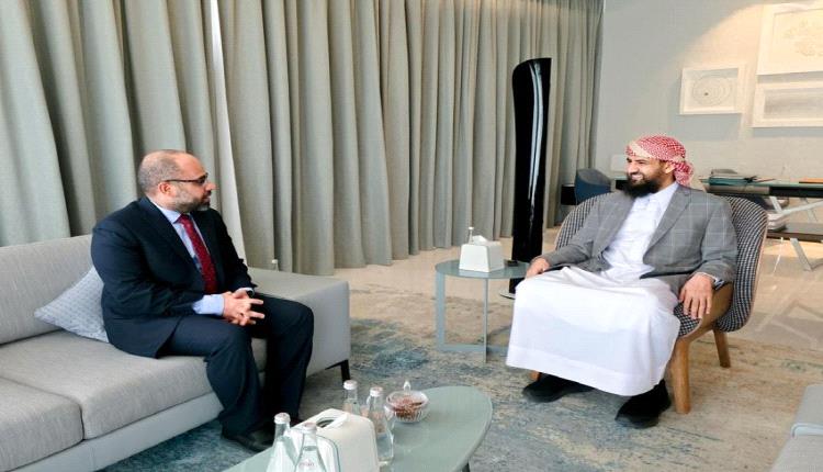 المحرّمي يوجّه بتحديث شامل لقطاع الاتصالات وتعزيز البنية التحتية في المحافظات المحررة