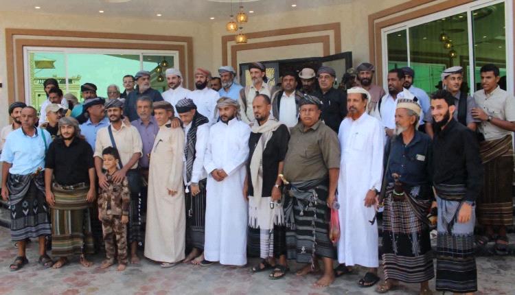 الرباش يلتقي سلاطين ومشايخ ووجهاء يافع ويشدد على العمل بروح المسؤولية الوطنية