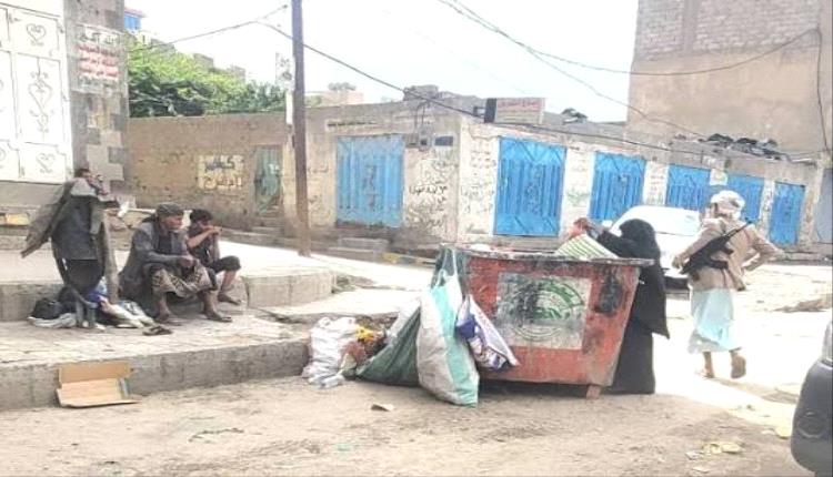 ثراء المشرفين مقابل قمع الجائعين.. فنان يفتح النار: الحوثي يحتكر الوظائف ويوجه تهم الخيانة للضحايا