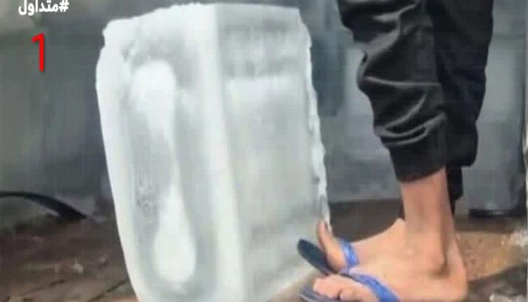 محور تعز يمنع خفض أسعار الثلج ويهدد تاجر منافس بإحراق شاحنته