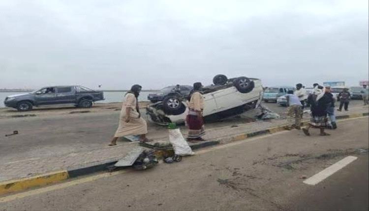 14 حادثة مرورية تخطف 3 أرواح وتجرح 10 في مناطق الشرعية خلال يوم فقط