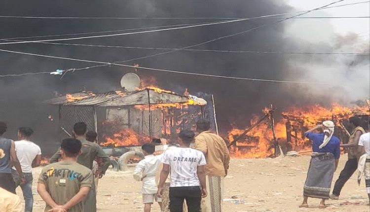 نيران المخيمات تفجر كارثة إنسانية مرعبة في مأرب بـ93 حريق يلتهم أرواح وممتلكات النازحين