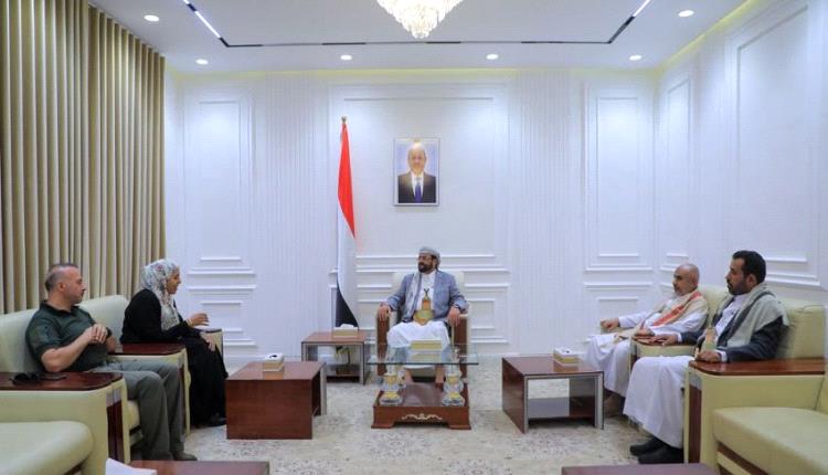 العرادة يقود تحرك دولي في مأرب لبدء الترتيبات الميدانية لإطلاق سراح الأسرى