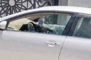 مجهولون يحطمون زجاج السيارات ويثيرون ذعر سكان هذه المحافظة