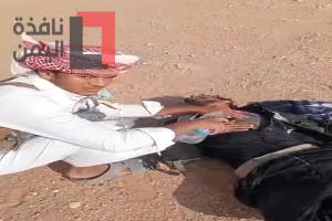 صحراء الجوف تبتلع مسافر وتكاد تفتك بـ3 آخرين هرباً من حصار طرقات الحوثيين.. تفاصيل إنقاذهم
