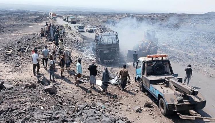 بيان رسمي يكشف تفاصيل مصرع 13 شخص في حريق حافلة ركاب بأبين