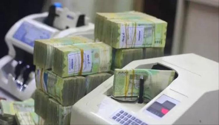 الشرعية تعلن صرف شهرين لمنتسبي الداخلية في المحافظات المحررة