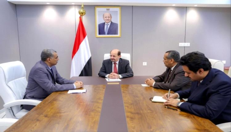 الزنداني يشدد على مكافحة الجرائم التي تستهدف المال العام