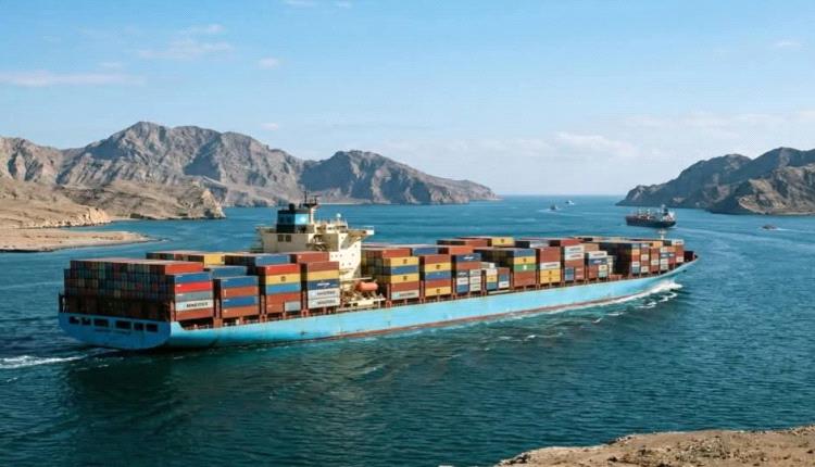 ترامب يأمر بتأمين ناقلات النفط ويطرح مرافقتها في هرمز