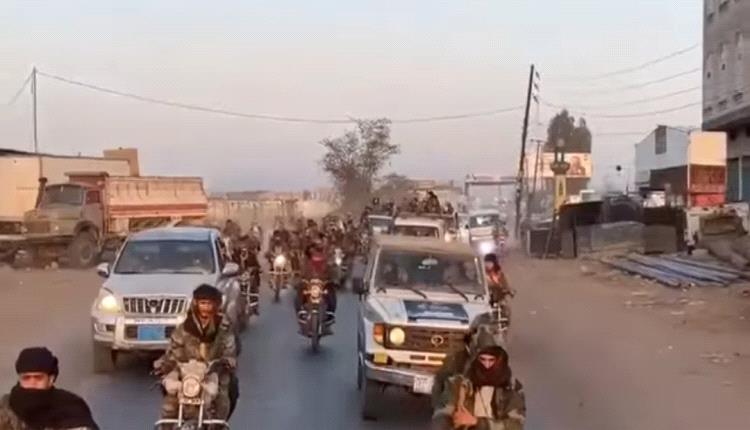 رداع تشيع قتيلها وسط إنذار قبلي للحوثيين بتسليم الجناة خلال 48 ساعة.. كشف تفاصيل جديدة عن اغتياله