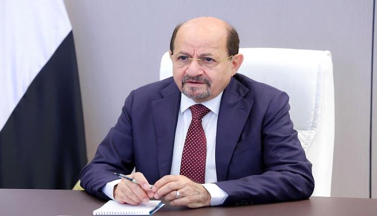 مصدر مسؤول: الزنداني يؤكد أن إيرادات مأرب النفطية والضريبية لا تصل إلى خزينة الدولة