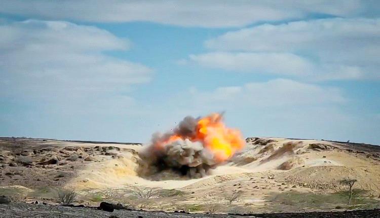 إتلاف 926 من مخلفات الحرب بالمكلا