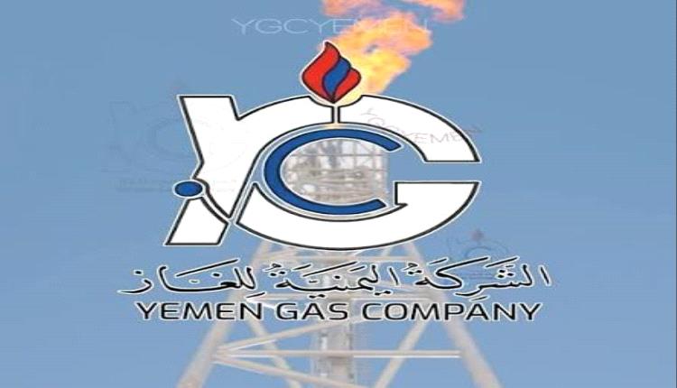 صحفي يكشف فضيحة مدوية في شركة الغاز.. قرار رفع الأسعار تزامن مع تهريب كميات ضخمة إلى جهة مجهولة