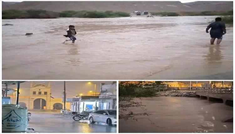 أمطار غزيرة وسيول تضرب حضرموت وعدن.. وتعطل طرق رئيسية دون خسائر بشرية