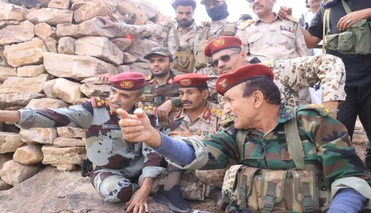 مقتل ضابط في الجيش الحكومي على يد الحوثيين في تعز