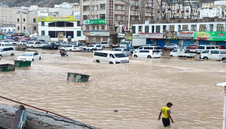 سلطة حضرموت تعلن تشكيل فرق طوارئ لمواجهة أضرار الأمطار