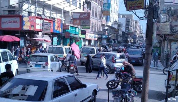 صورة.. مقتل شاب بانفجار عبوة ناسفة في صنعاء