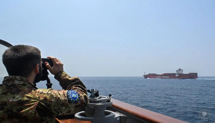 قوة أوروبية تحذر السفن التجارية من الاقتراب من المياه اليمنية