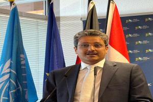 من ألمانيا.. وزير يوجه صفعة قوية للحوثيين ويعلن شروط الحكومة للسلام