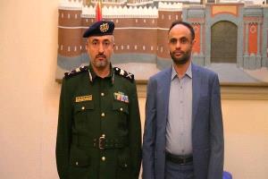 الموت الصامت يلاحق قيادات الحوثي.. وزير وعم عبدالملك الحوثي بعد إصابة جوية غامضة