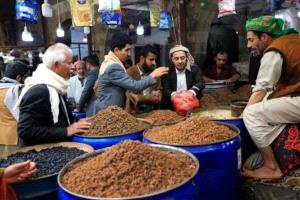 عيد بلا فرح في اليمن.. الحرب والفقر يحاصران أحلام الملايين