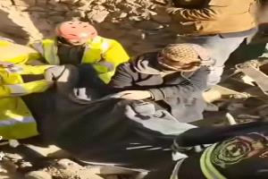 فاجعة انهيار منزل في صنعاء على رؤوس ساكنيه.. حصيلة