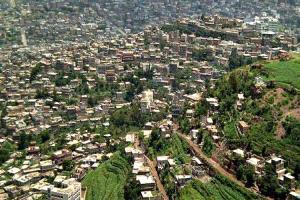 نهاية مؤسفة.. شاب يُنهي حياته في باحة أحد المساجد شرقي إب