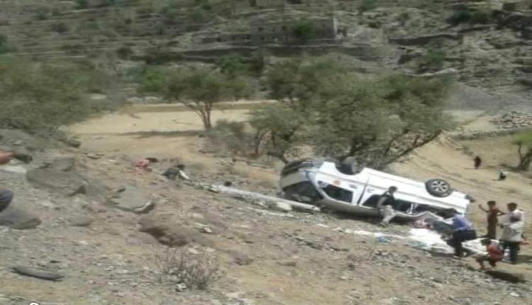 فاجعة تهز بعدان.. القات ينهي حياة سائق في منحدر مرعب بإب .. تفاصيل صادمة