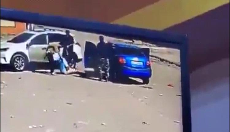 أول فيديو لحظة الاختطاف في عدن.. اغتيال قائد بعد تهديدات من صنعاء يكشف خيوط جريمة غامضة